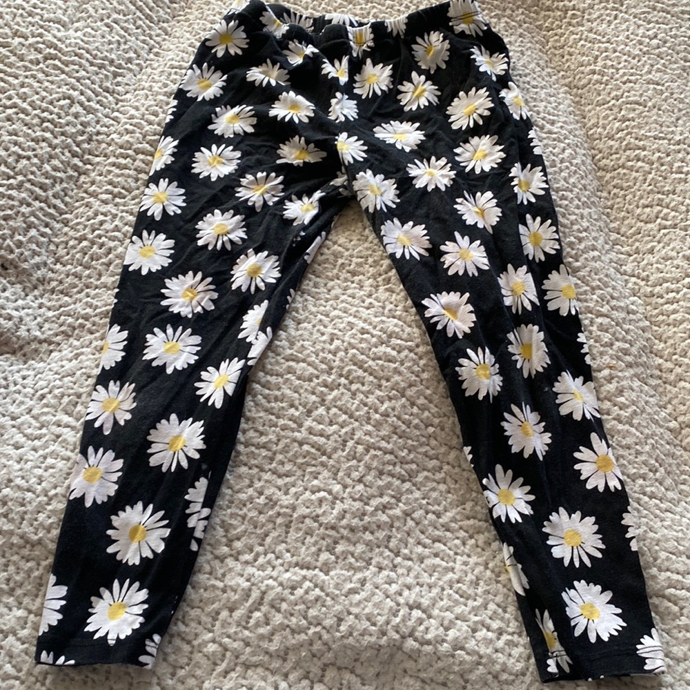 CHILDREN’S PLACE Daisy leggings